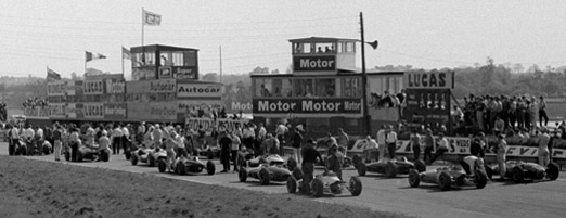 Start of the 1964 Grovewood Trophy for F2 cars